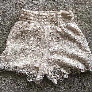 Cream/ white lace shorts